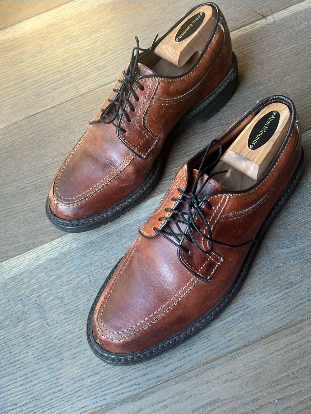 Allen Edmonds Wilbert US 7 men Brown Leather Lace-Up Dress Shoes